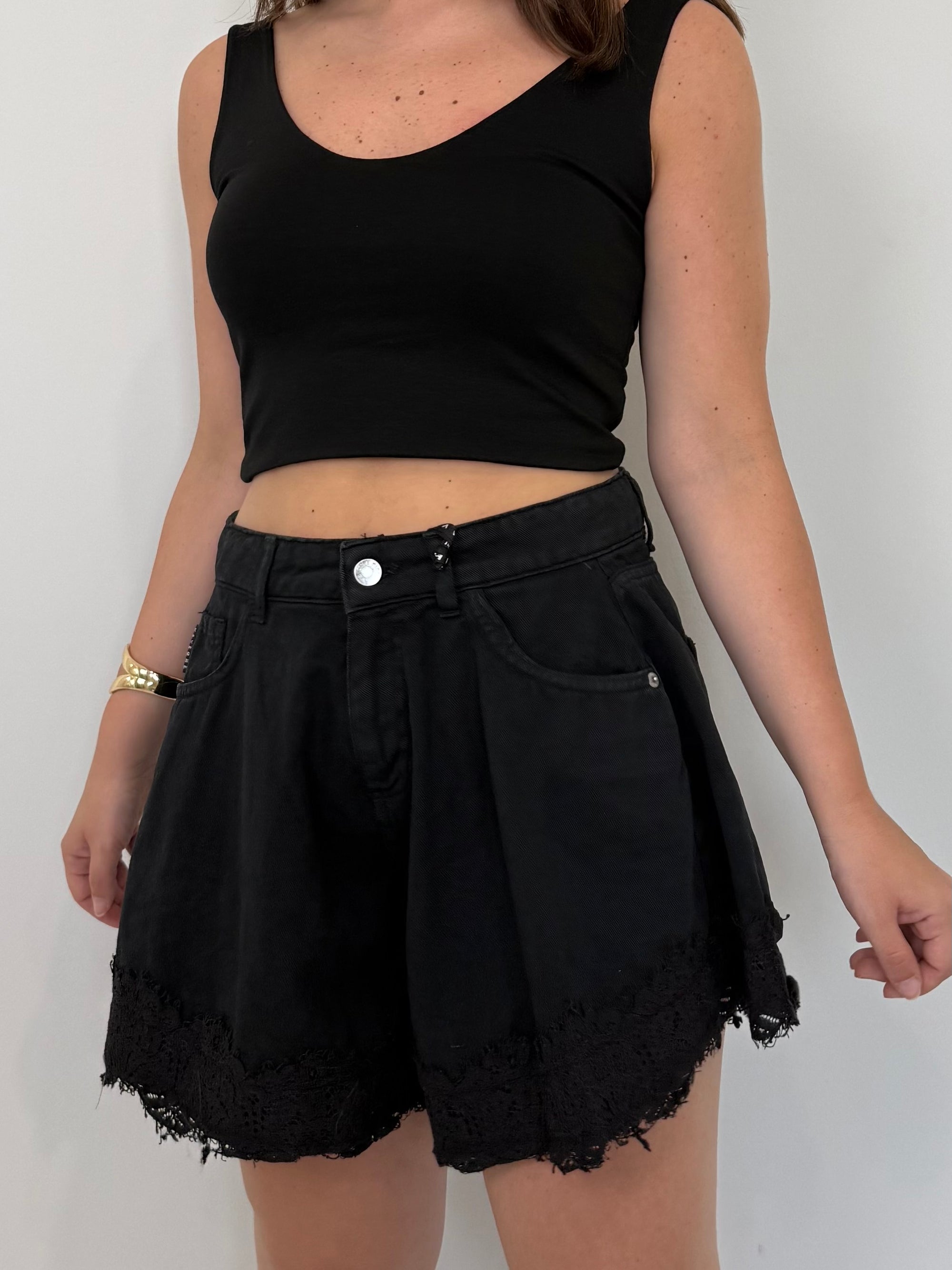 Haveone - Short Ivy farfalla nero con pizzo