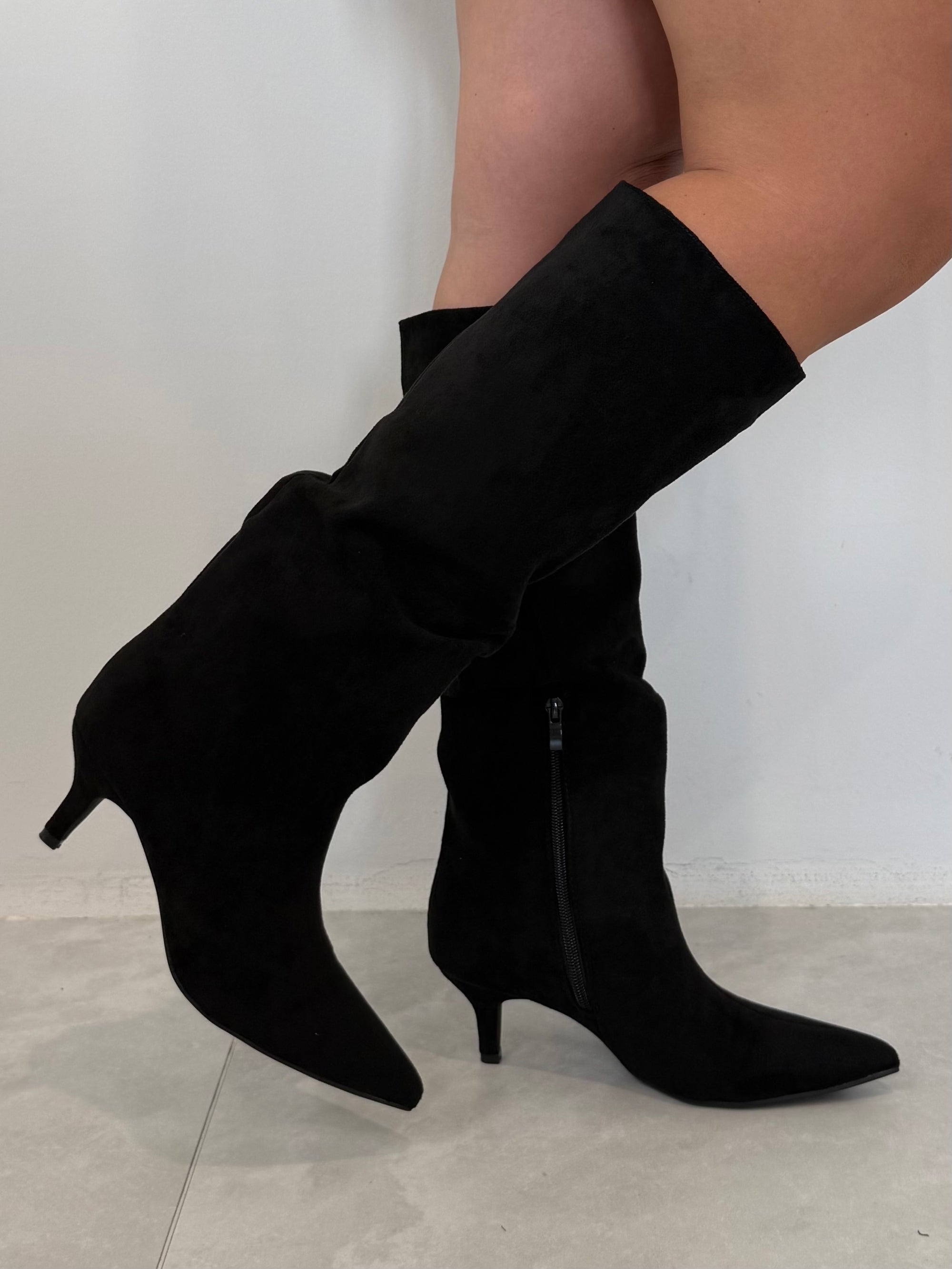 Stivale tubolare suede nero