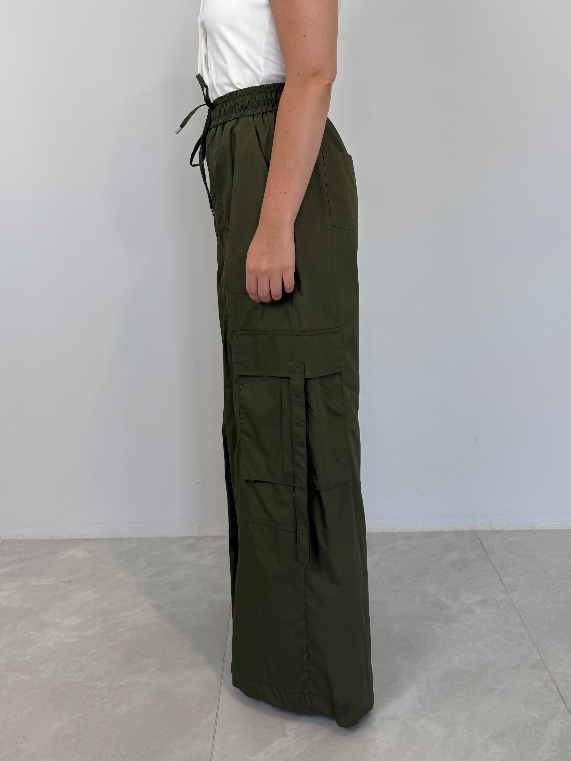 Tensione In - Pantalone cargo paracute verde