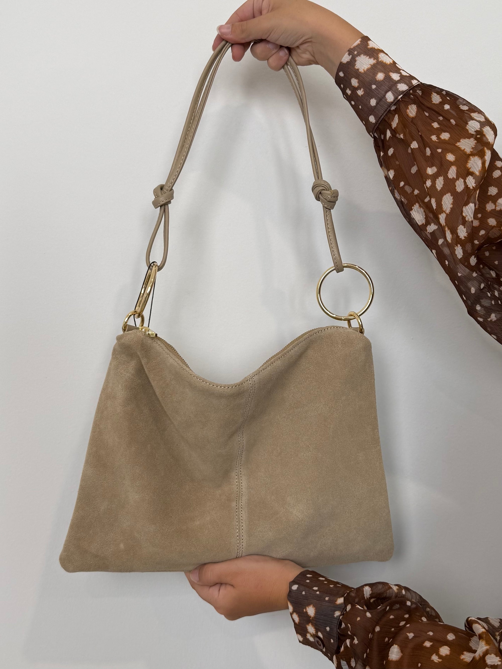 Civico23 - Tracolla anello in vera pelle beige