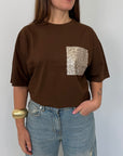 SusyMix - T-shirt over moro con tasca paillettes