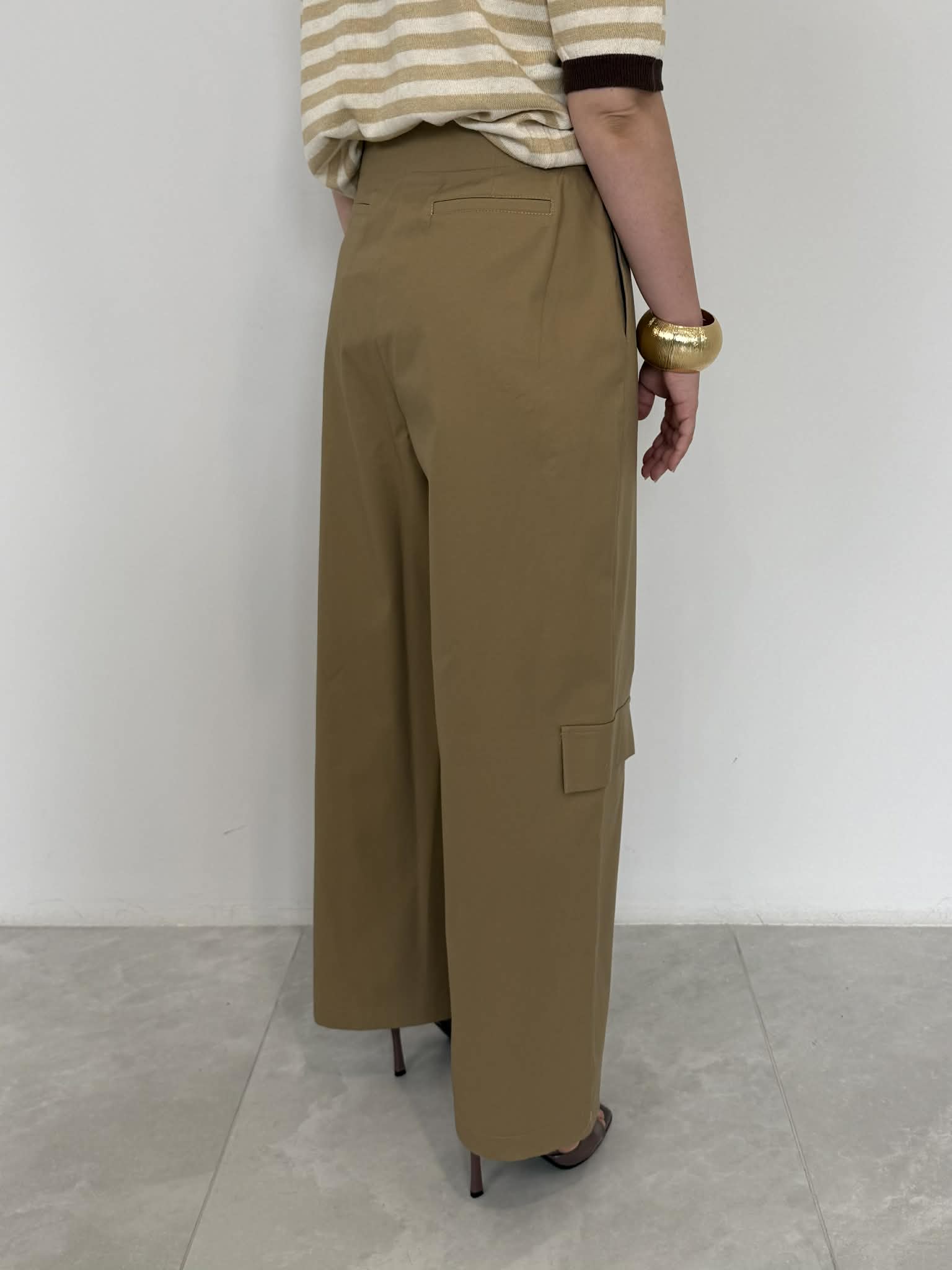 Tensione In - Pantalone tasca bassa sabbia