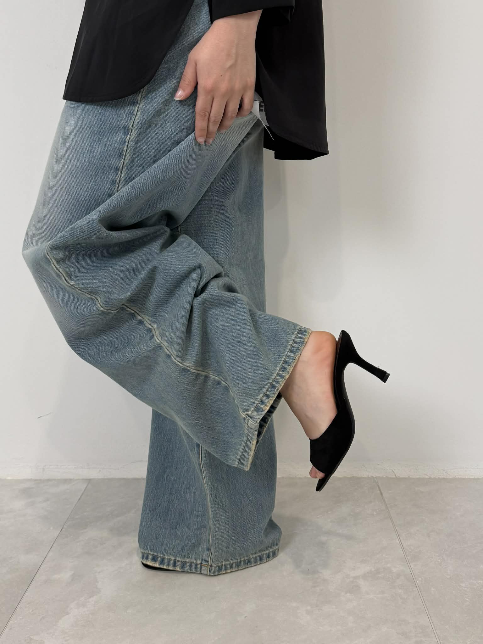 Mules in suede nere
