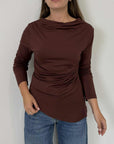 Tensione In - Maglia asimmetrica tabacco