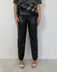 Tensione In - Pantalone similpelle sigaretta nero